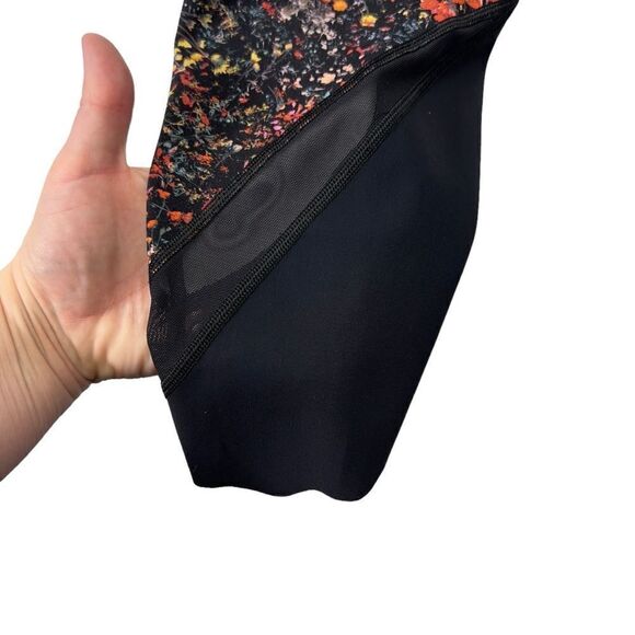 Lululemon Wunder Under Crop II (Special Edition) *Scallop 24" size 8 - Picture 12 of 16